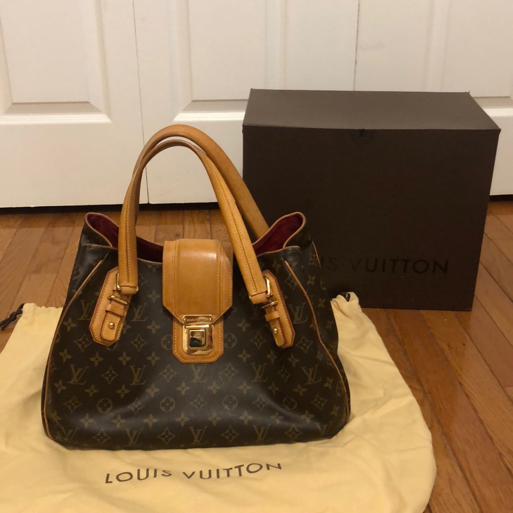 Louis Vuitton M55210 Shoulder Purse